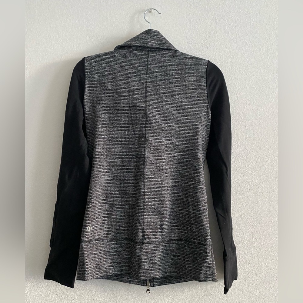 Lululemon Daily Yoga Jacket 8 Coco Pique Black - Picture 8 of 8